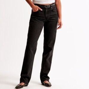 NWT Abercrombie Curve Love Mid Rise 90s Straight Jean Black Size 25